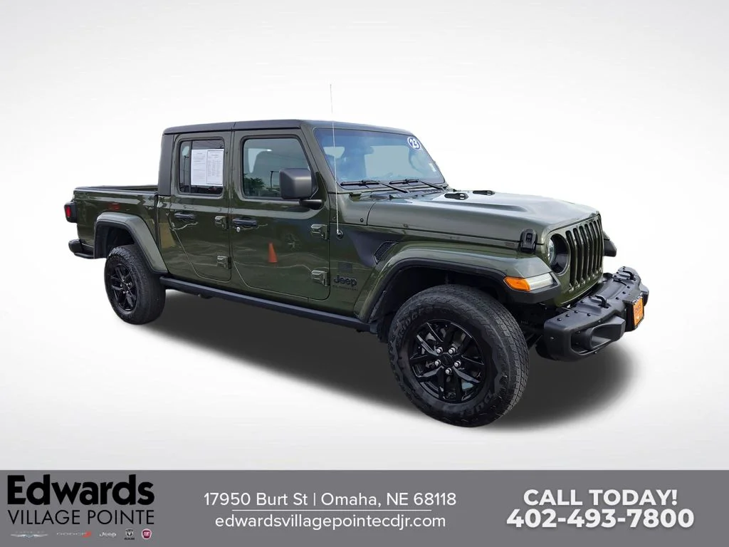 2023 Jeep Gladiator Freedom's photo