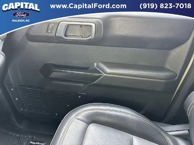 Used 2025 Beige Ford Badlands image 28