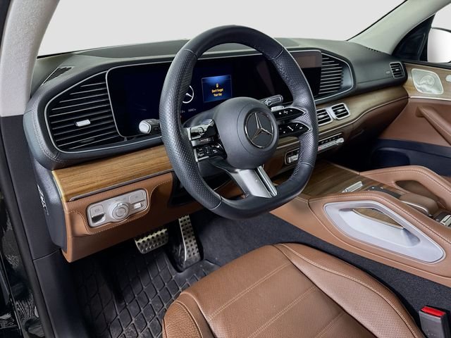 Used 2024 Emerald Green Metallic Mercedes-Benz GLS 580 image 9