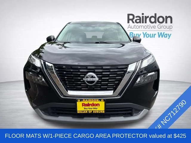 Used 2022 Super Black Nissan S image 2