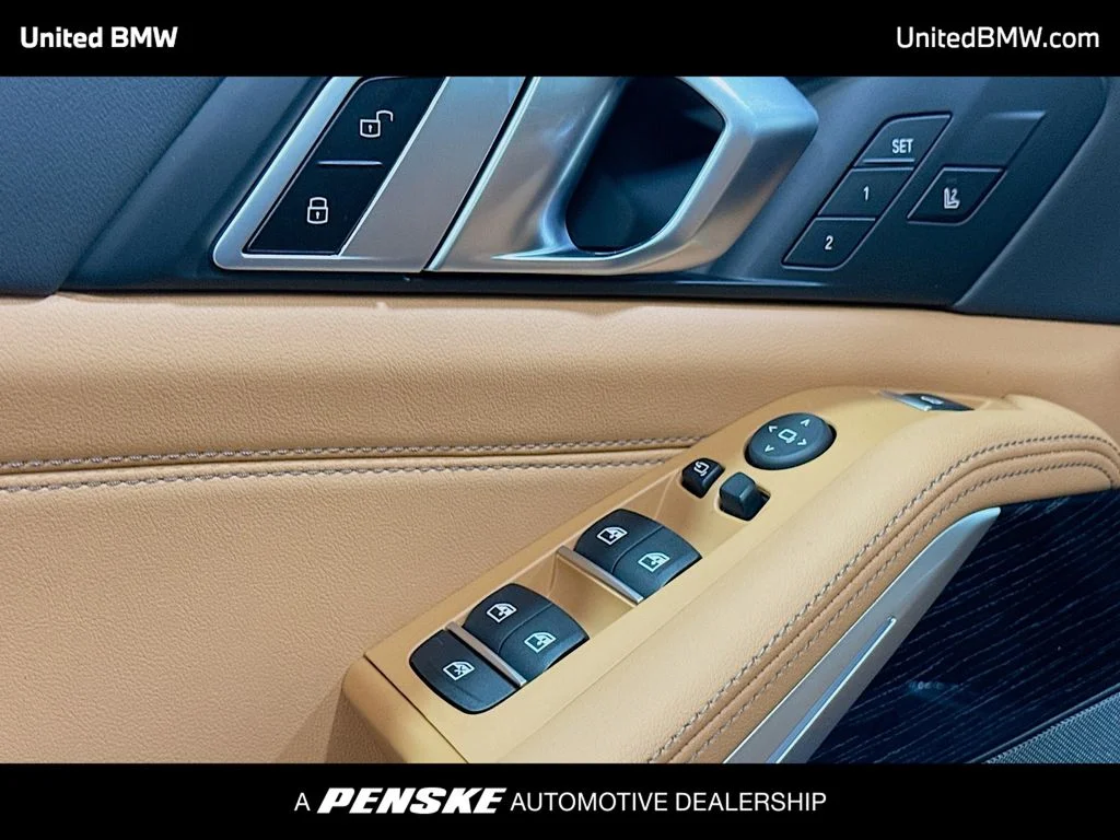 New 2026 Gray Metallic BMW xDrive40i image 3