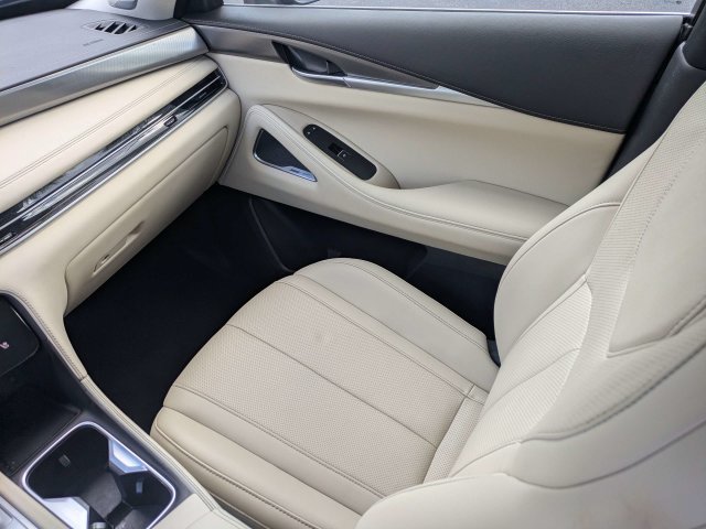 Used 2025 Blue INFINITI LUXE image 18