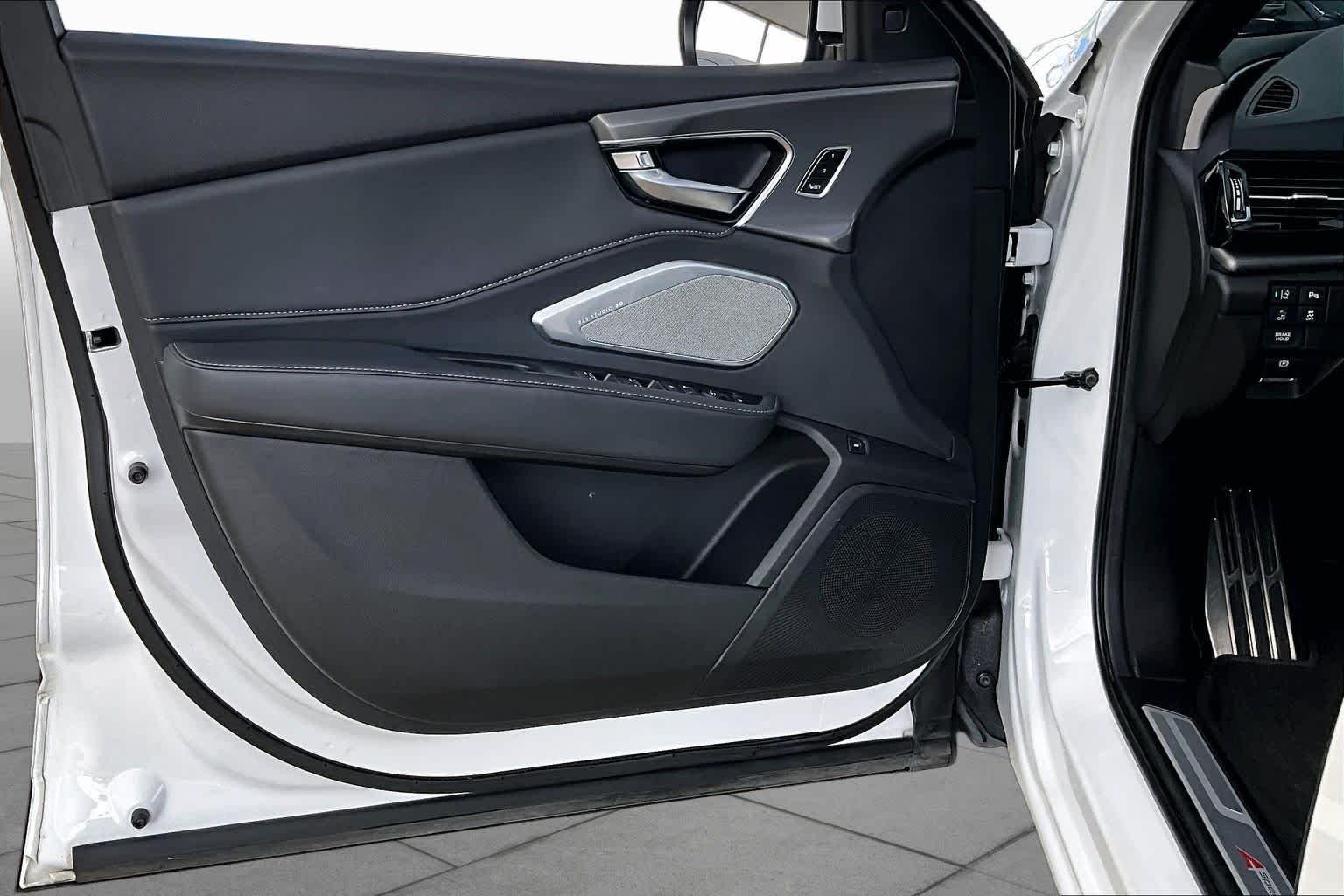 Used 2021 Platinum White Pearl Acura w/A-Spec Package image 22