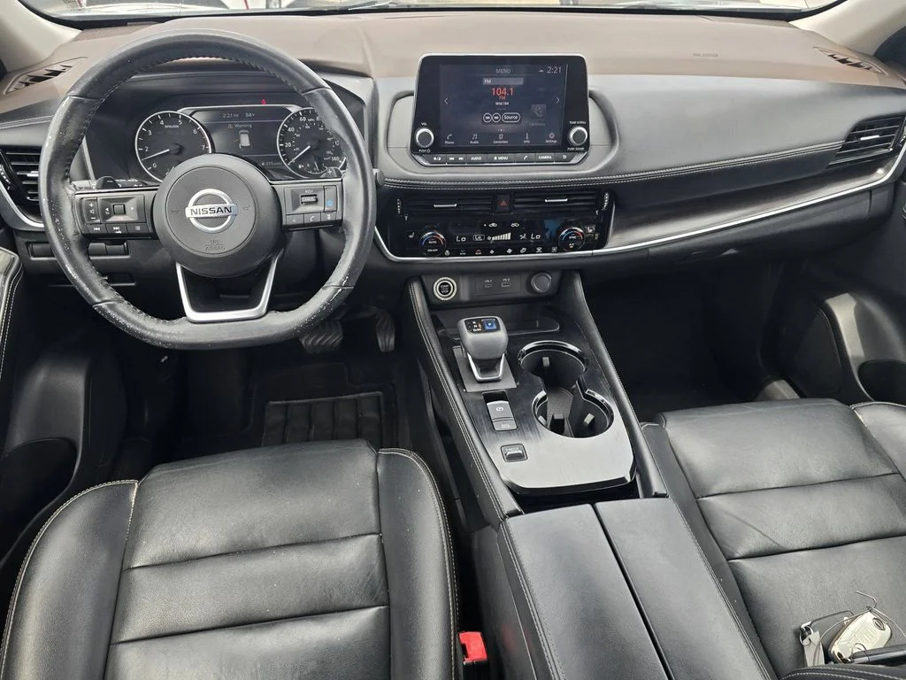 Used 2021 Gray Nissan SL image 14