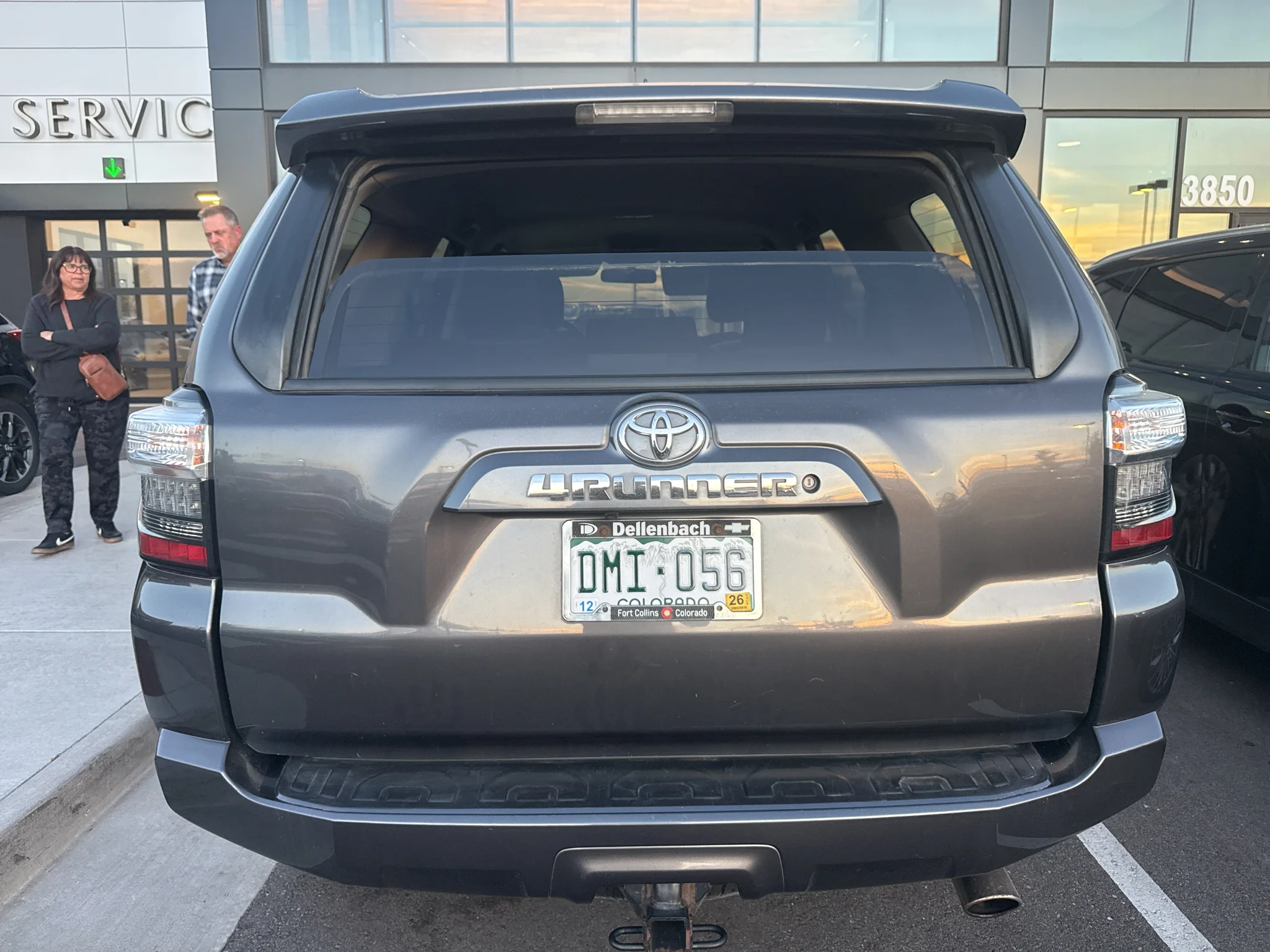 Used 2016 Magnetic Gray Metallic Toyota SR5 image 5
