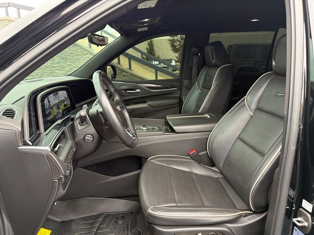 Used 2022 Cadillac Escalade ESV Sport with VIN 1GYS4PKL8NR267848 for sale in Kansas City