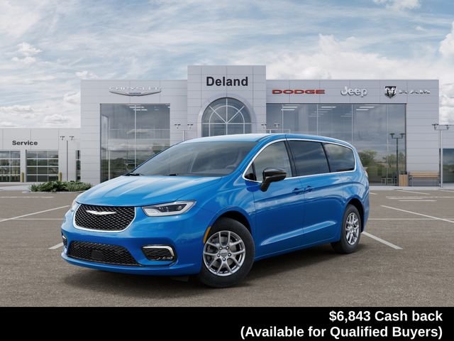 2026 Chrysler Pacifica Select's photo