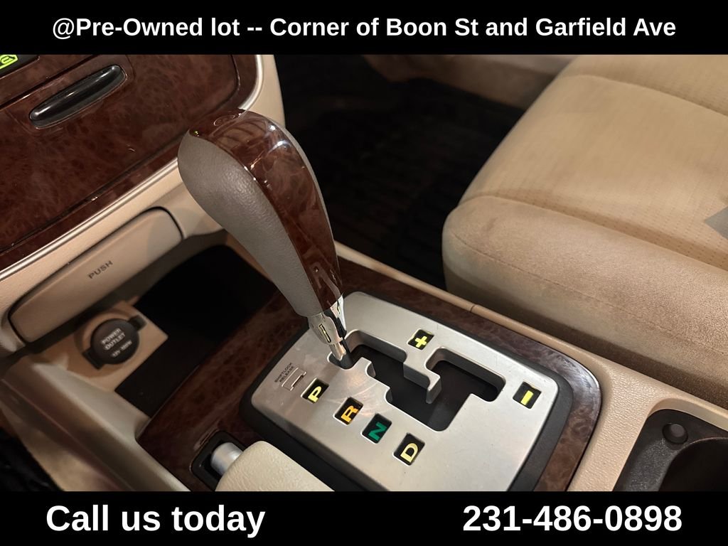 Used 2008 Beige Hyundai GLS image 24