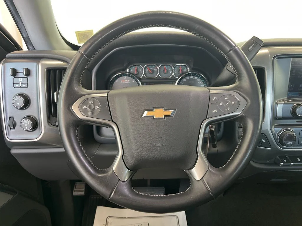 Used 2018 Black Chevrolet LT image 5