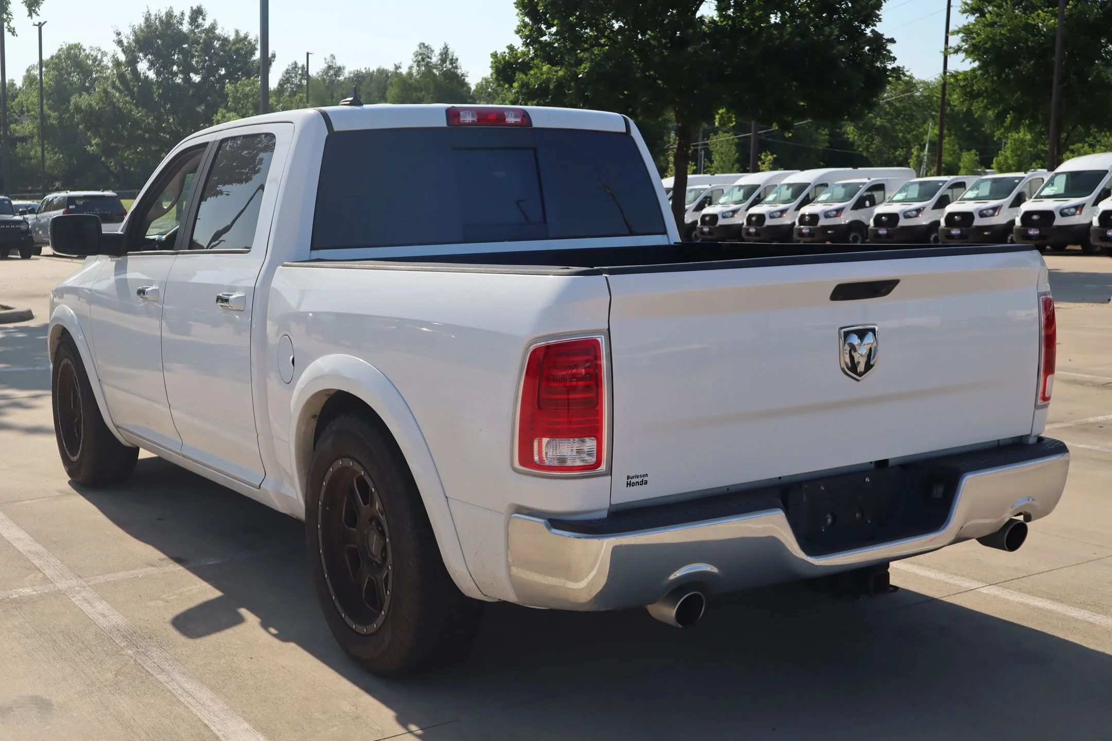 Used 2017 White Ram Laramie image 6