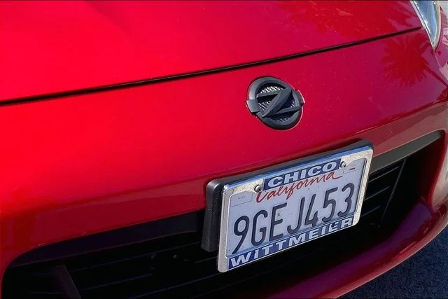 Used 2020 Passion Red Nissan Base image 26