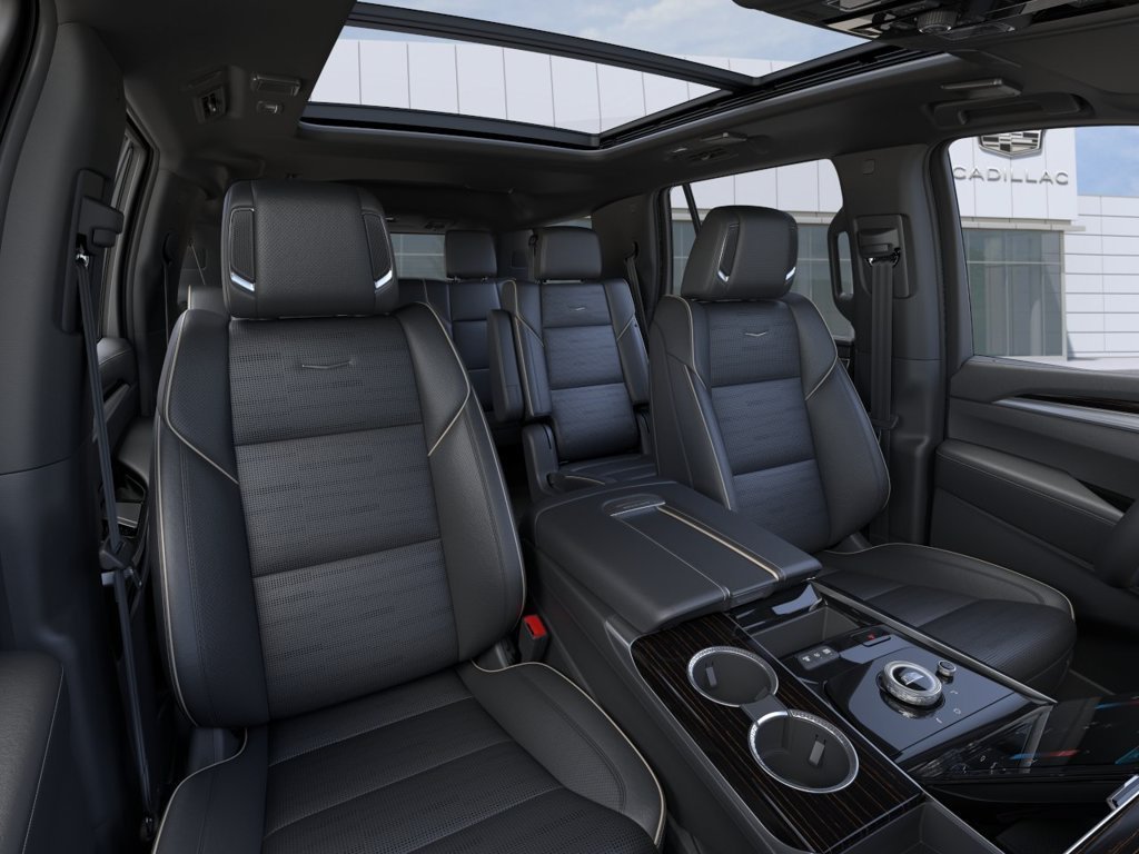 2027 Cadillac Escalade Luxury - Photo 16