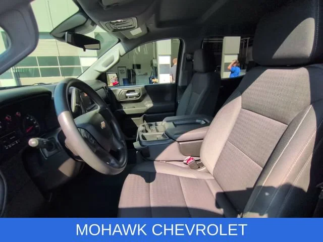 Used 2022 BLACK Chevrolet Custom image 19