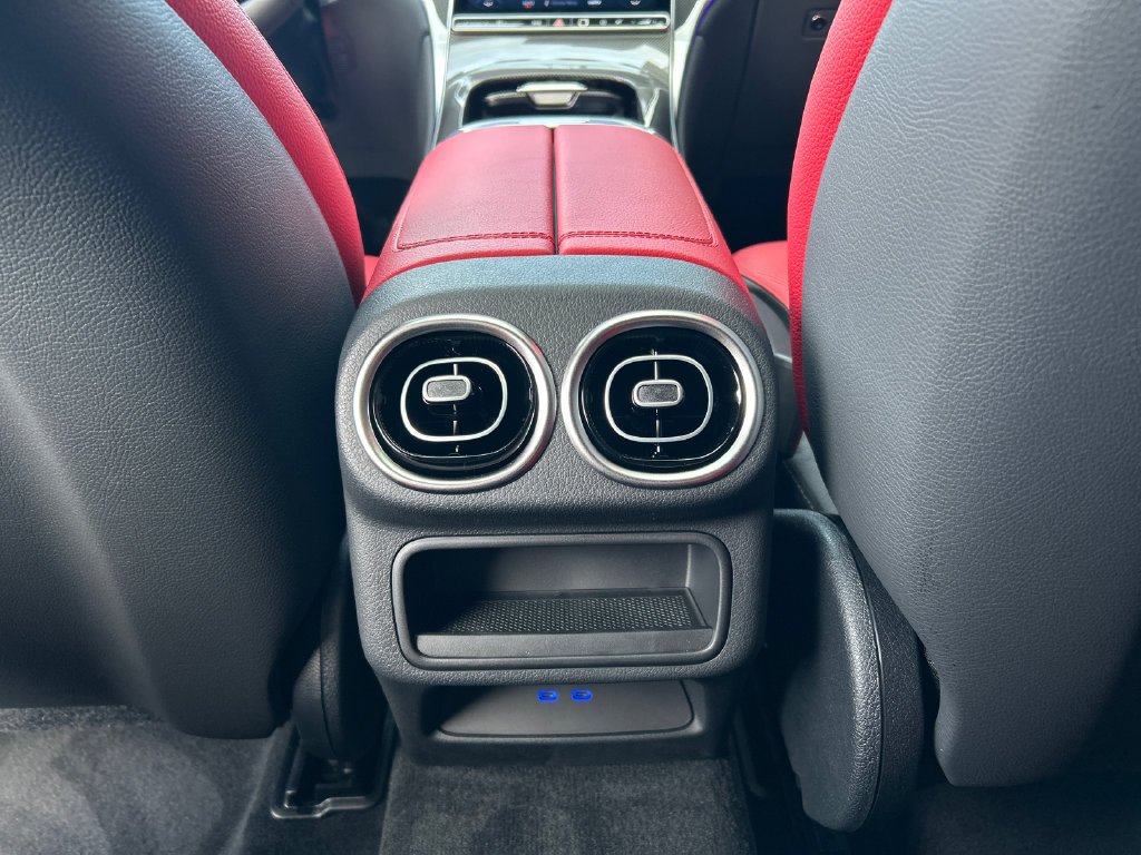 New 2027 Black Mercedes-Benz GLC 300 image 26