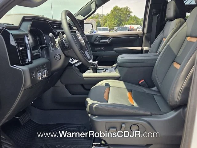 Used 2026 White GMC AT4 image 5