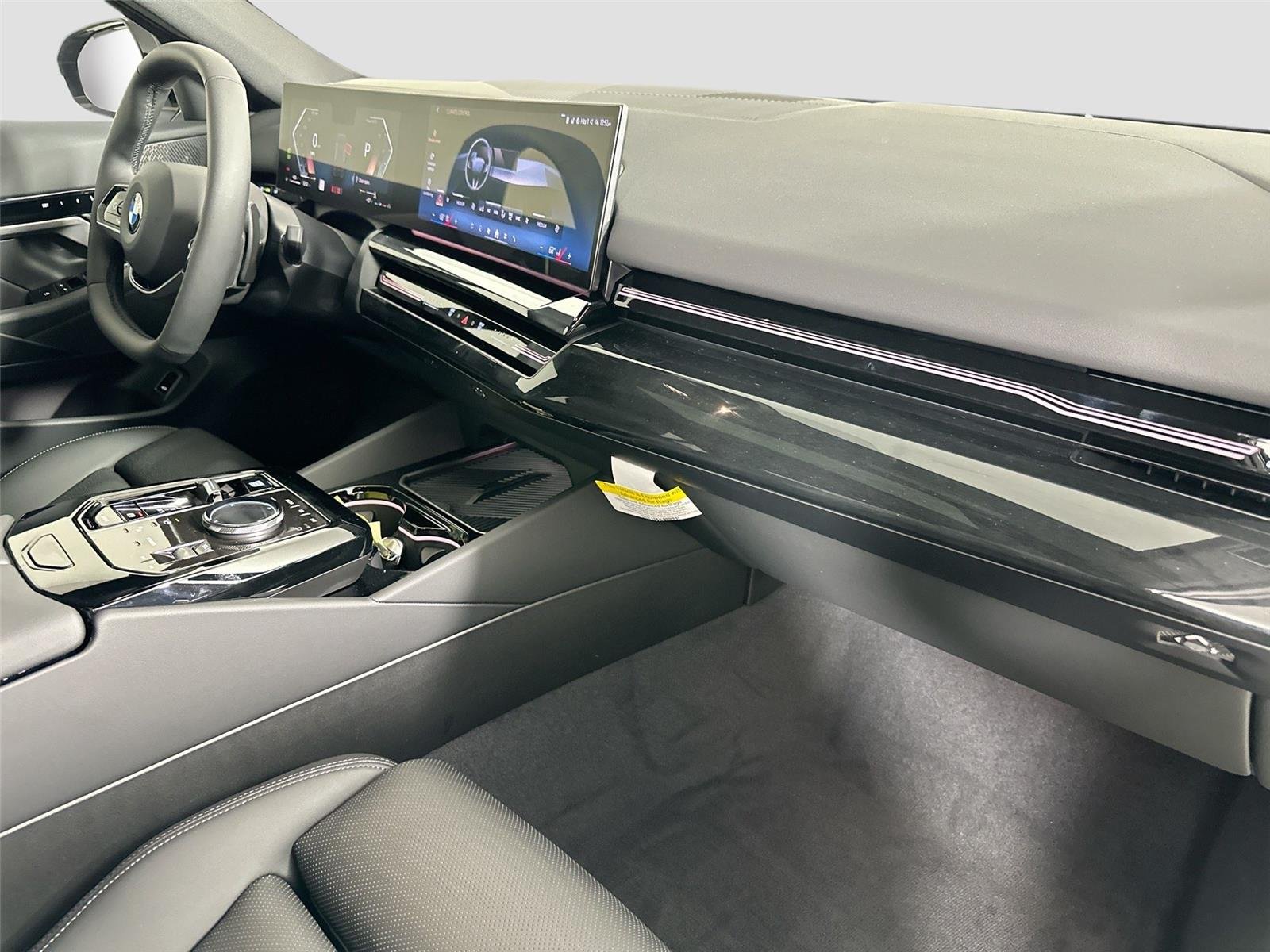 New 2026 Black Sapphire Metallic BMW 530i xDrive image 30