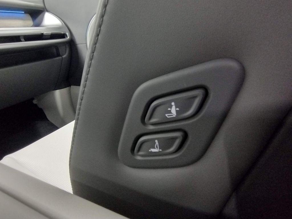New 2026 Red Hyundai SEL image 39