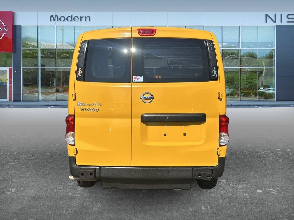 Used 2016 Taxi Yellow Nissan SV image 6