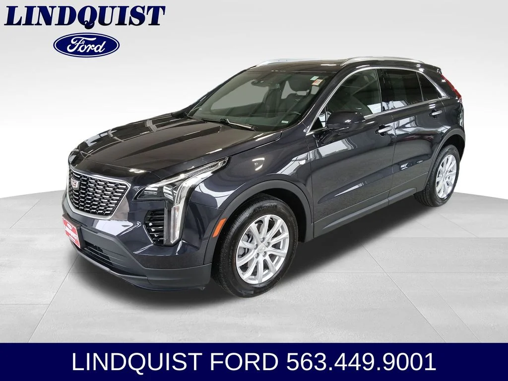 2023 Cadillac XT4 Luxury AWD's photo