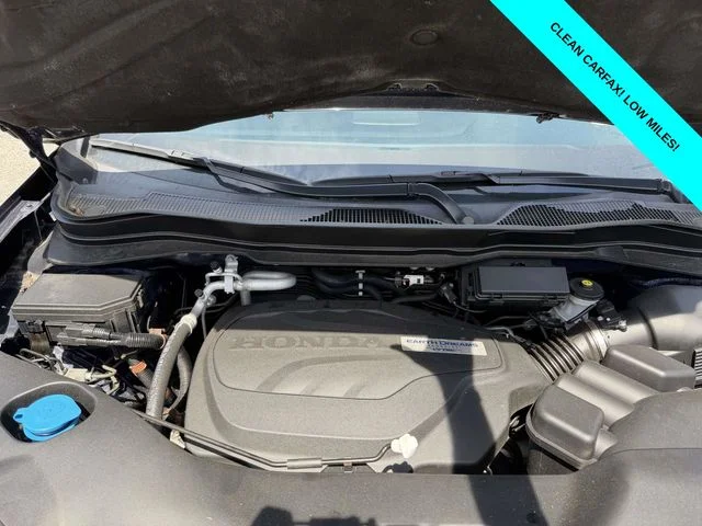 Used 2016 Obsidian Blue Pearl Honda Elite image 13