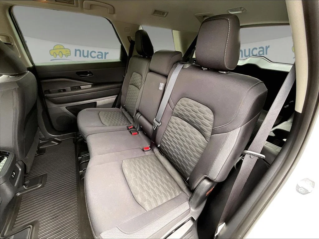 Used 2023 Pearl White Tricoat Nissan SV image 14