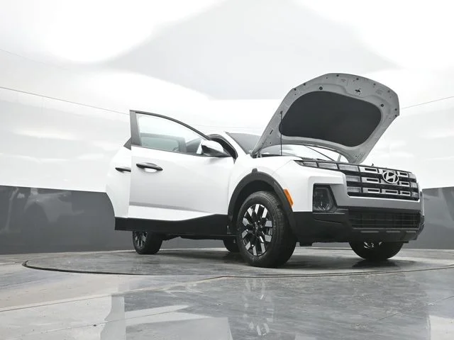 New 2026 White Hyundai SE image 32