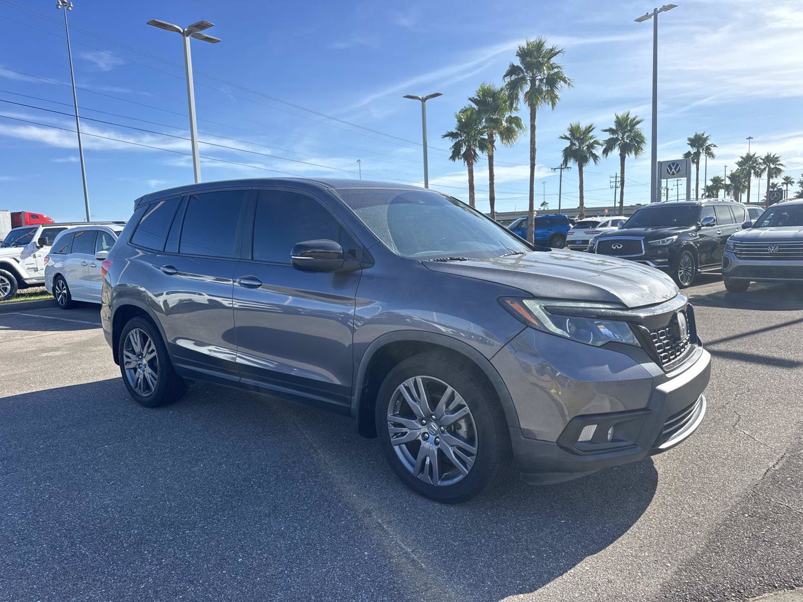 Used 2020  Honda EX-L image 3