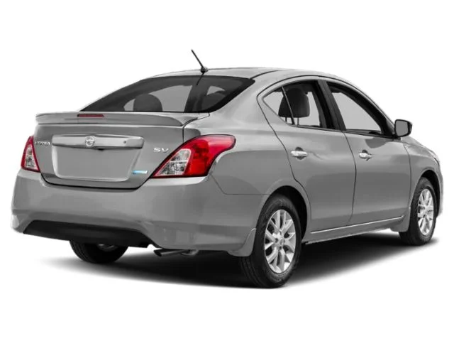 Used 2015 Silver Nissan 1.6 SV image 2