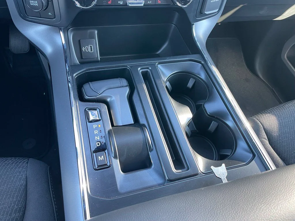 New 2026 Carbonized Gray Metallic Ford XLT image 18