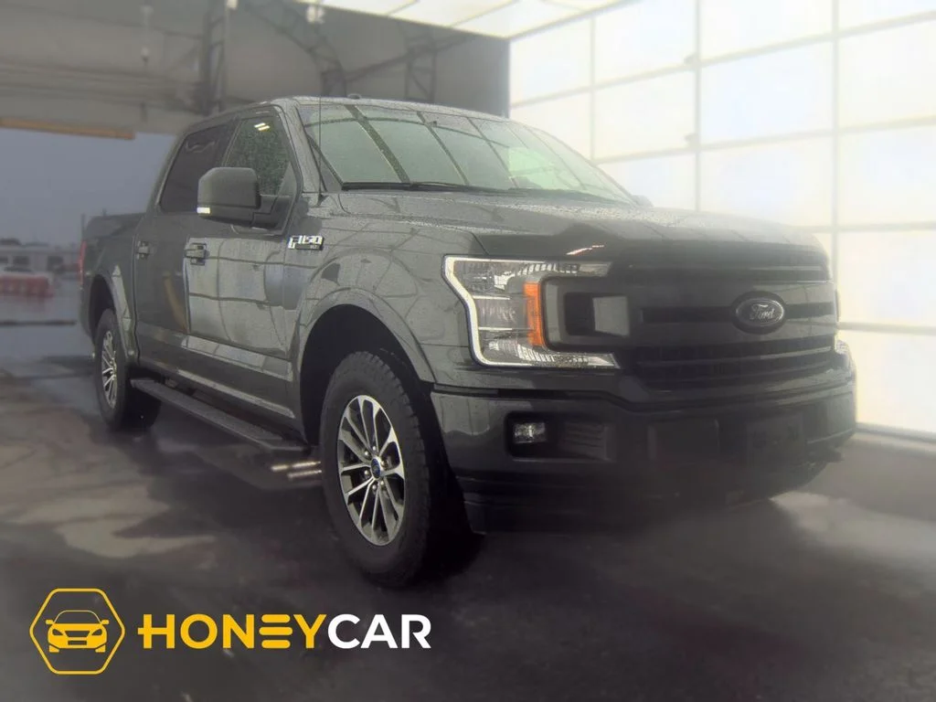 Used 2018 Gray Ford XLT image 1