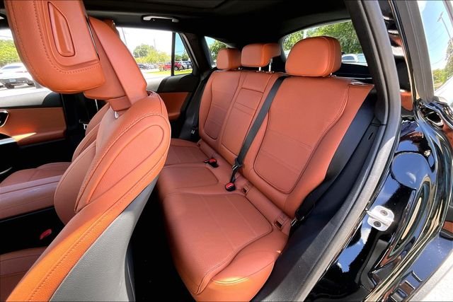 Used 2026  Mercedes-Benz GLC 300 image 19
