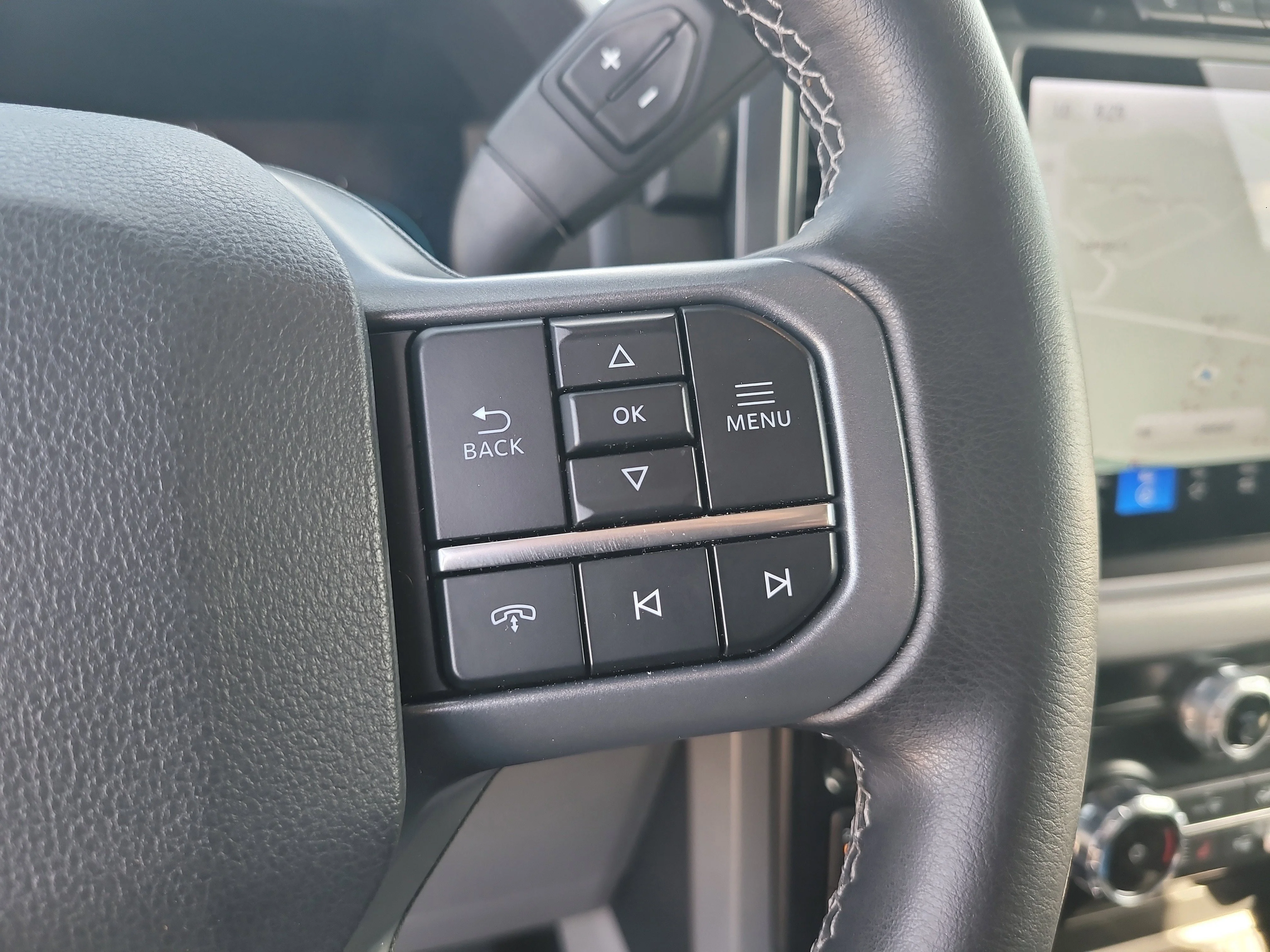 Used 2024 Bronze Metallic Ford XLT image 29