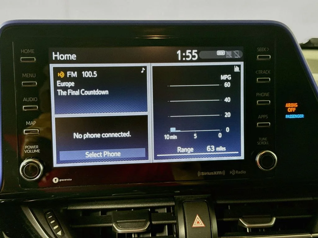 Used 2022 Wind Chill Pearl Toyota XLE image 14