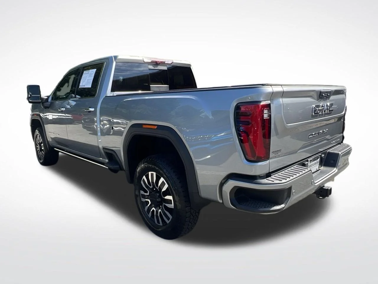 Used 2024 Silver GMC Denali Ultimate image 4