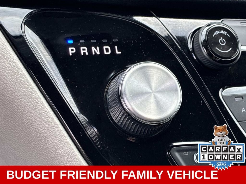 Used 2023 Silver Chrysler LX image 31