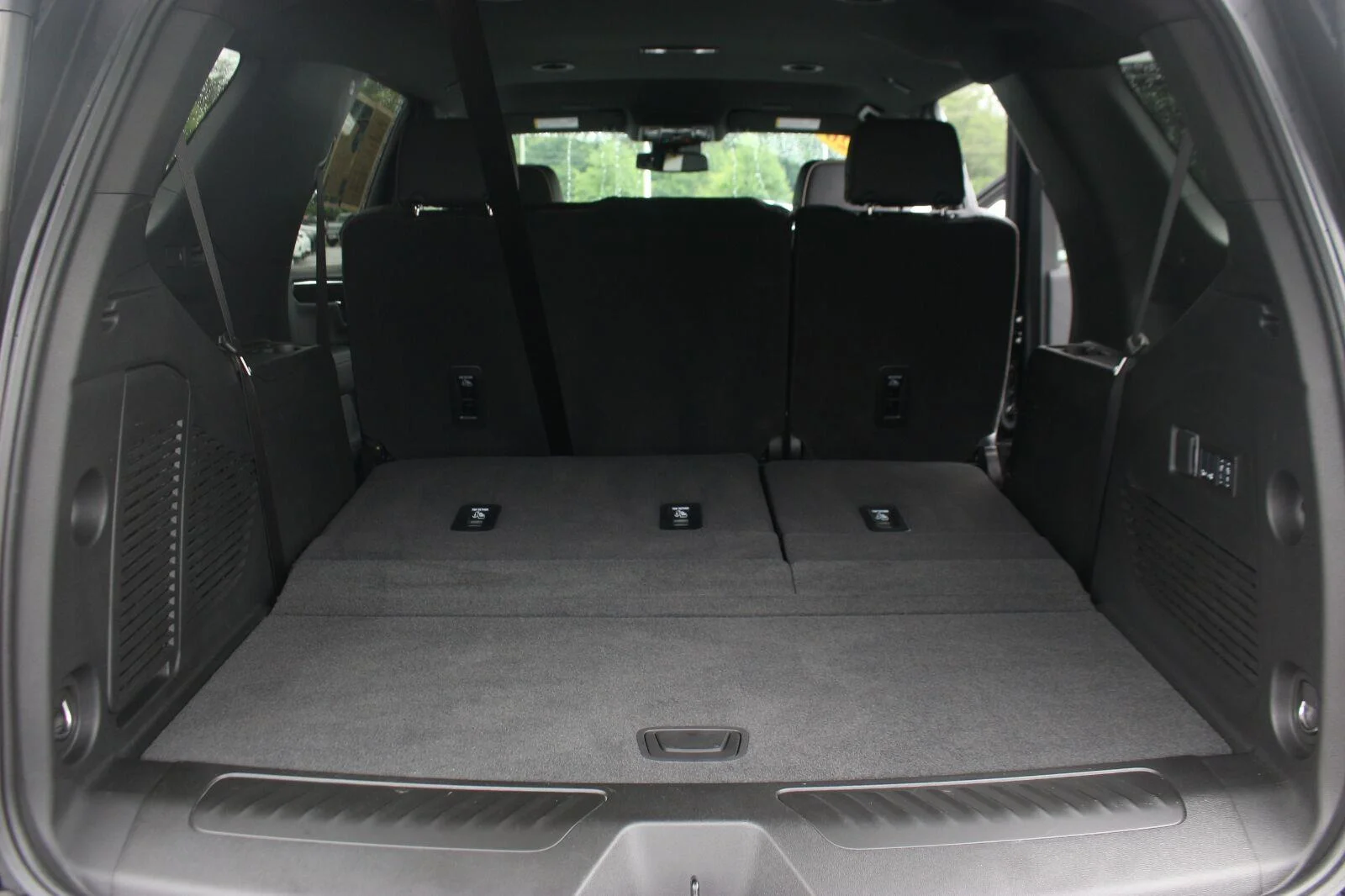 Used 2026 Onyx Black GMC Elevation image 13