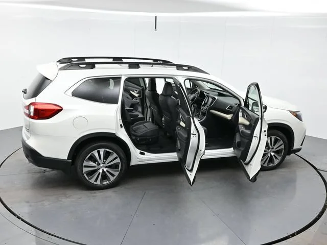 Used 2019 Crystal White Pea Subaru Limited image 46