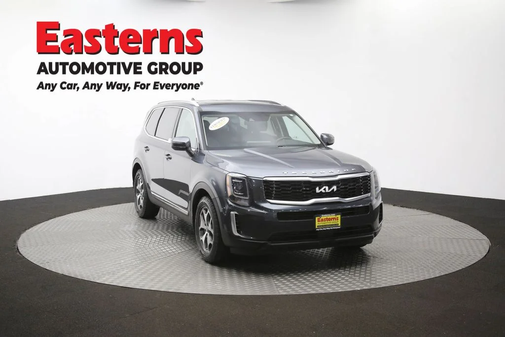 Used 2022 Gray Kia EX image 54