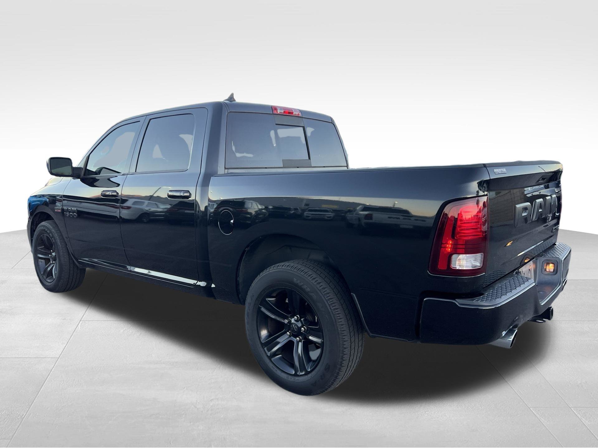 Used 2017 Black Ram Night image 8