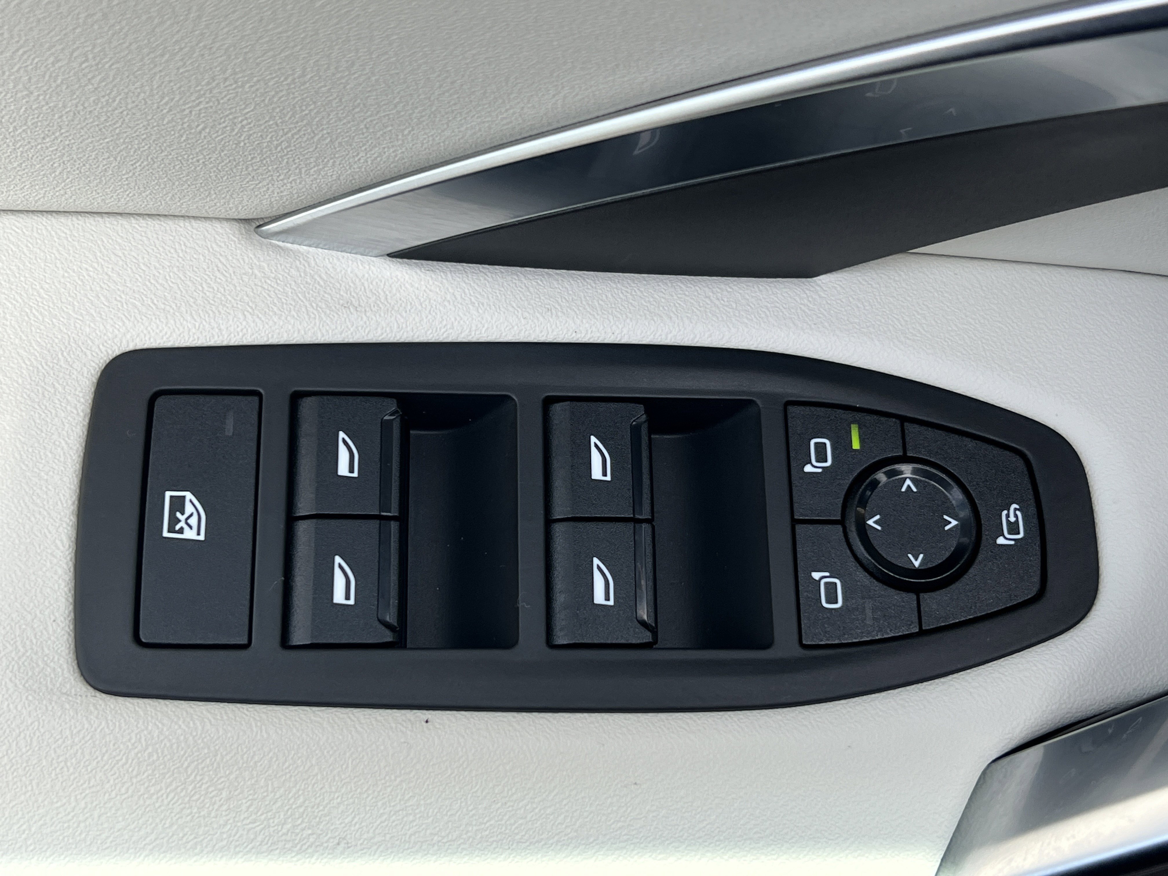 2026 BMW X1 XDrive28i - Photo 16