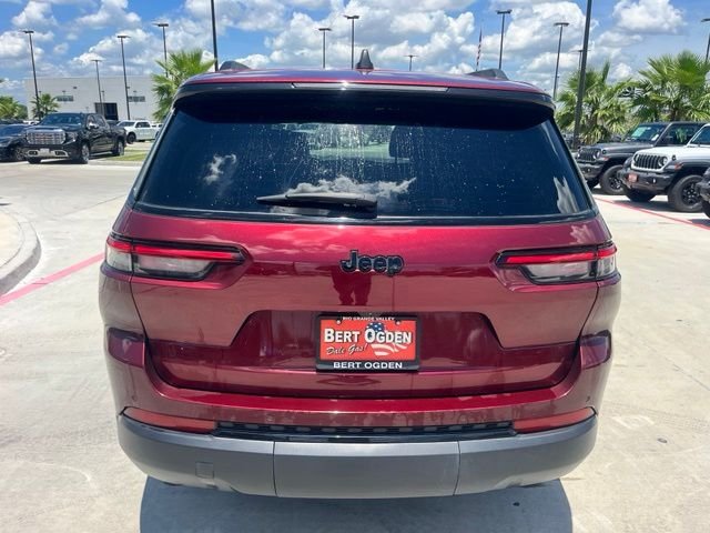 Used 2025 Red Jeep Altitude X image 7