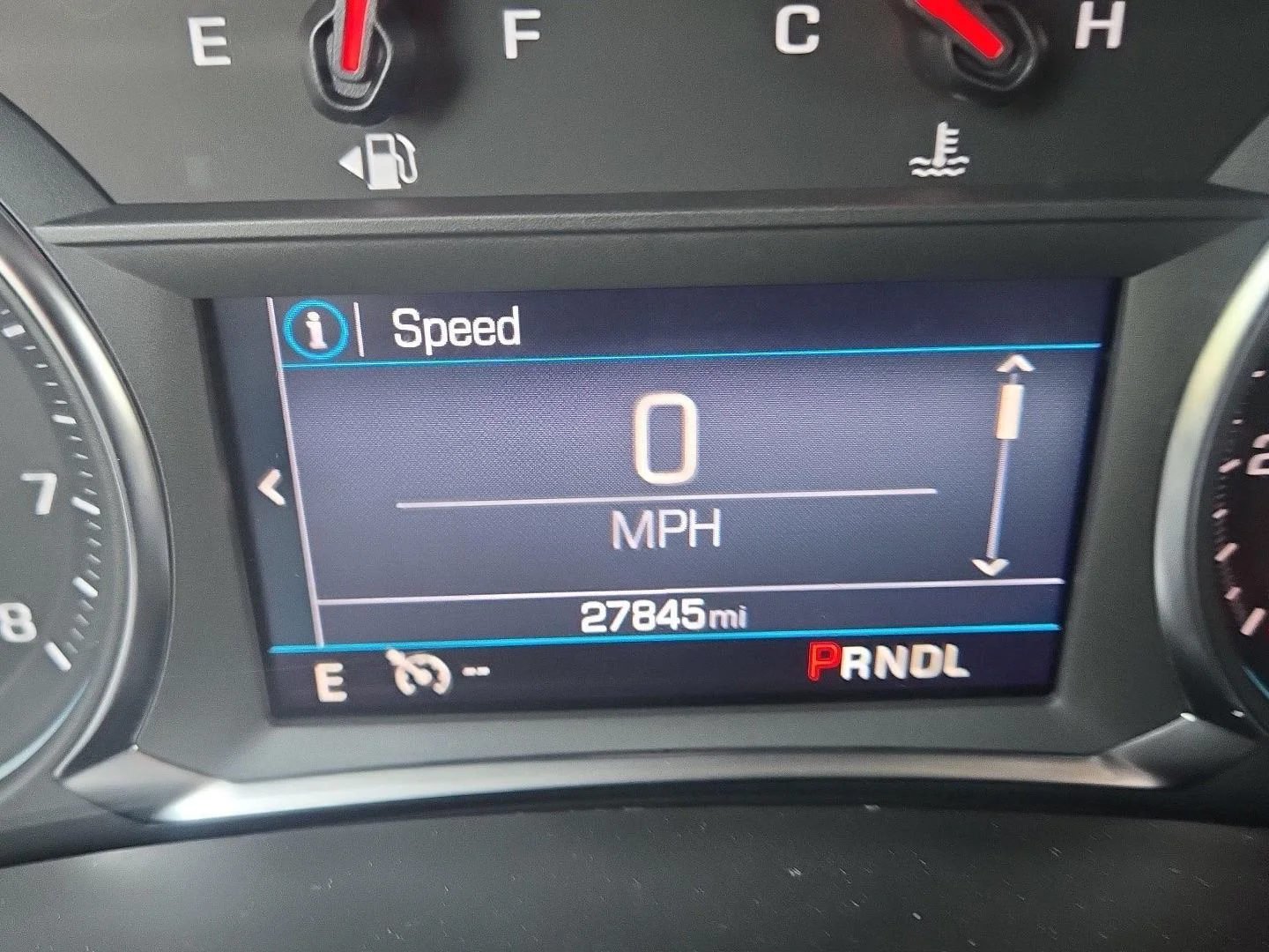 Used 2024 Summit White Chevrolet LT image 6