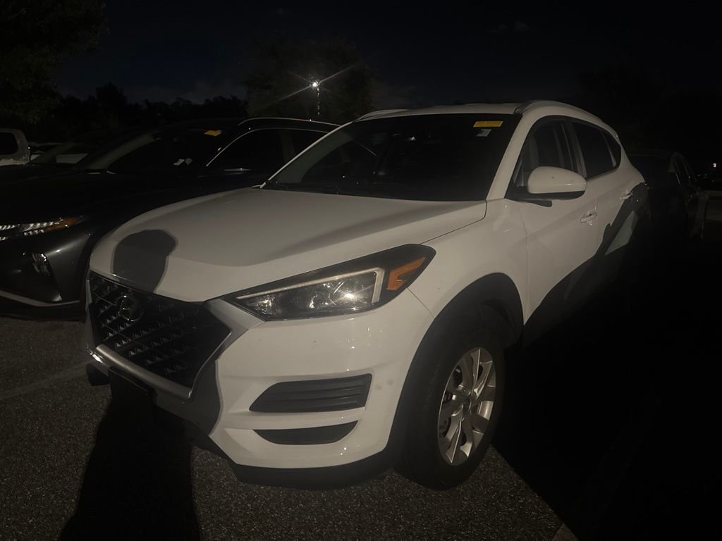 Used 2019 White Hyundai Value image 2