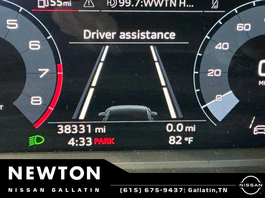 Used 2025 Arkona White Audi Premium image 31