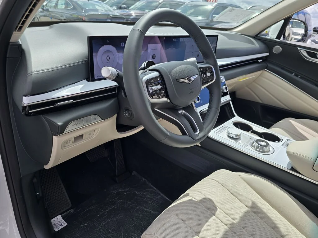 New 2026 White Genesis 2.5T image 13