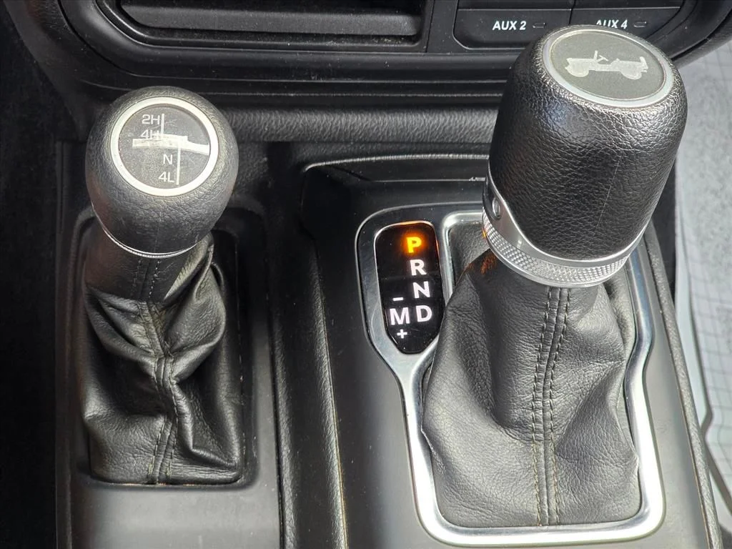 Used 2021 White Jeep Unlimited Willys image 20