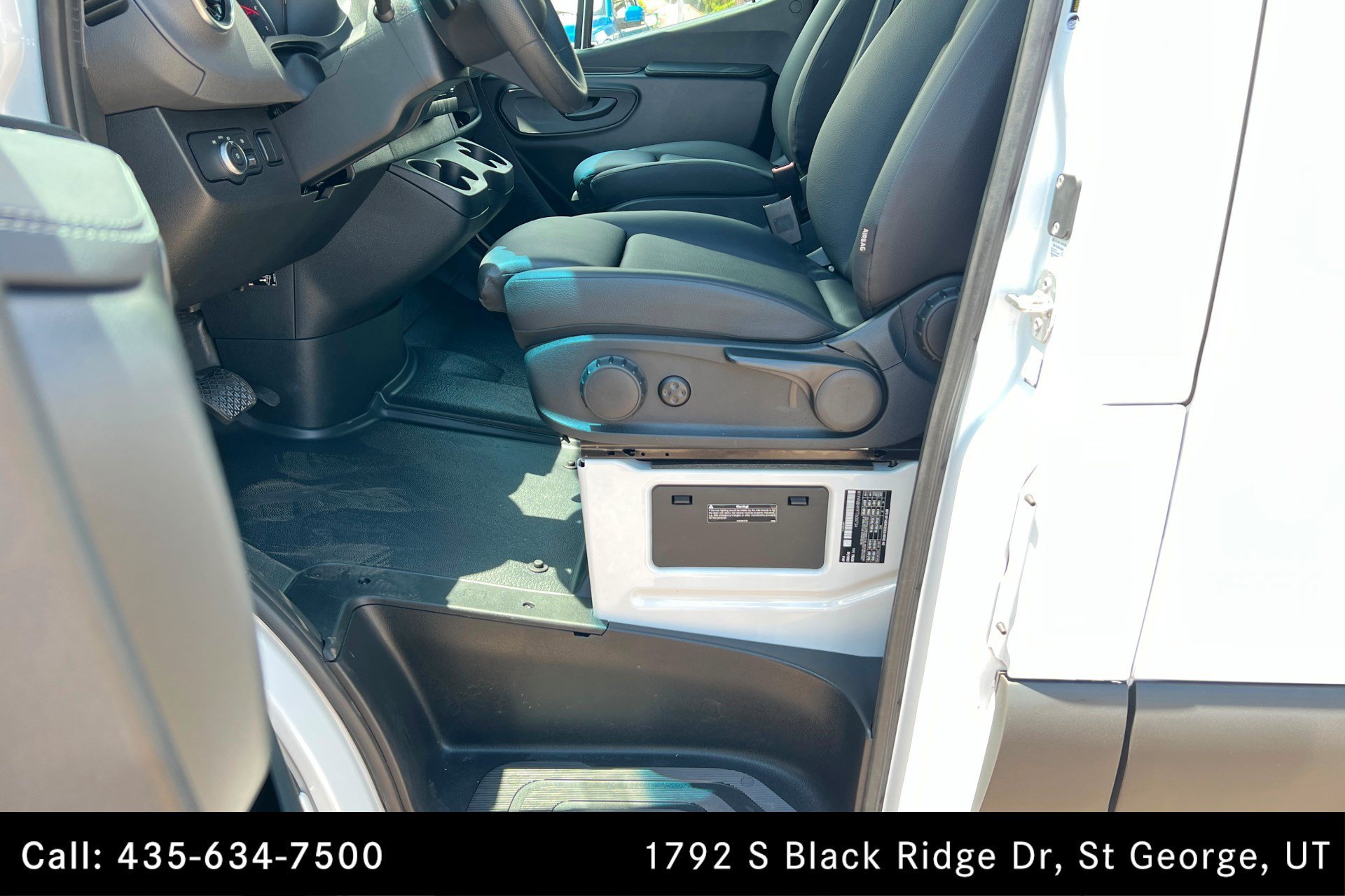 Used 2026 Arctic White Mercedes-Benz  image 15