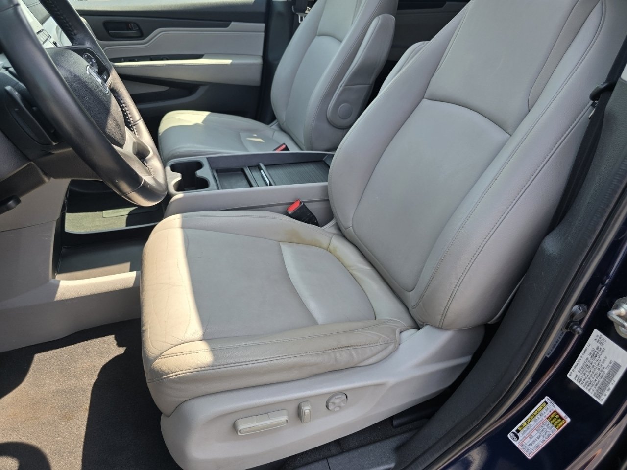 Used 2020 Blue Honda EX-L image 21