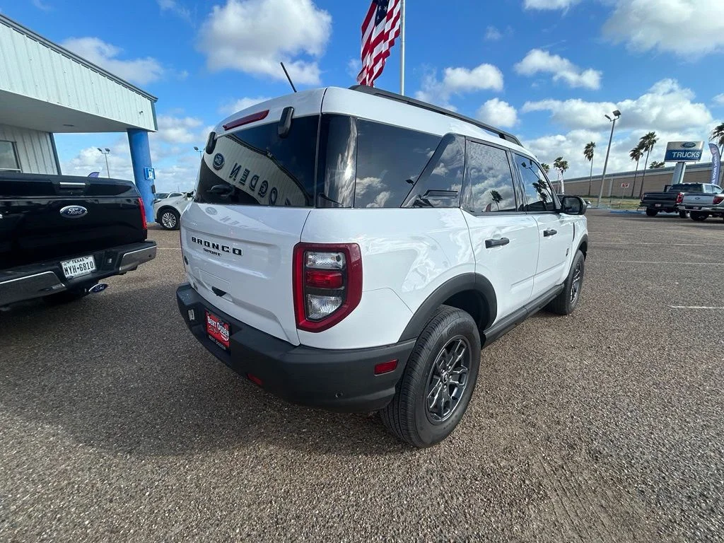 Used 2022 White Ford Big Bend image 6