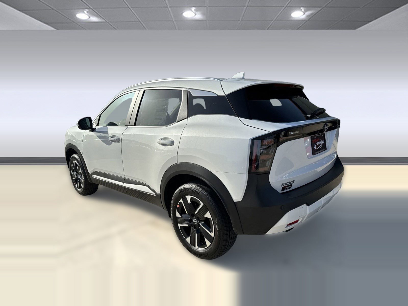 2025 Nissan Kicks SV AWD - Photo 3